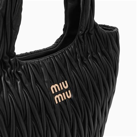 miu miou wander bag.